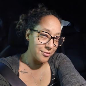 Meet your Posher, Gina